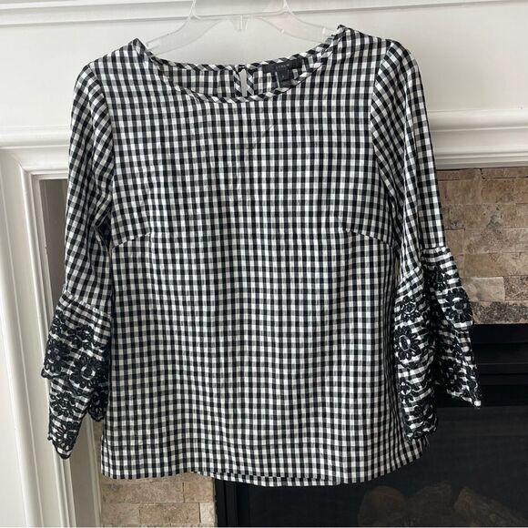 J Crew Ludwig Gingham Embroidered Bell Sleeve Top Blouse Black White Sz 2 - Picture 2 of 3